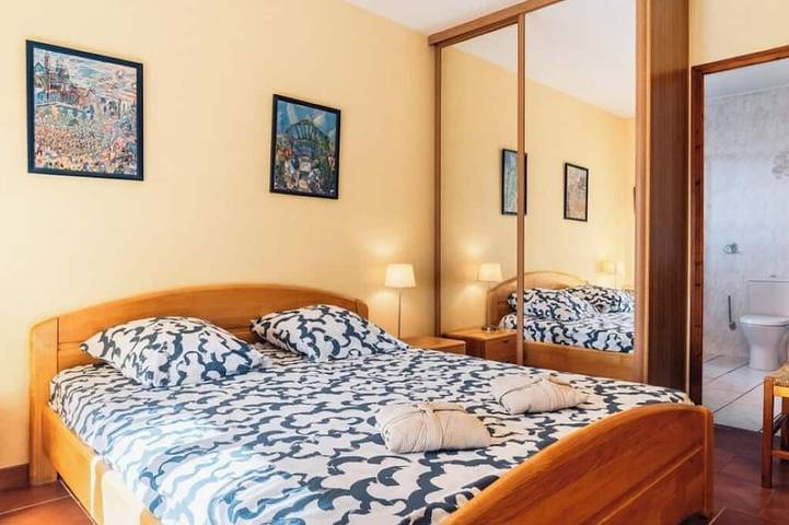 Villa pour 6 personnes, avec jardin ainsi que piscine et terrasse