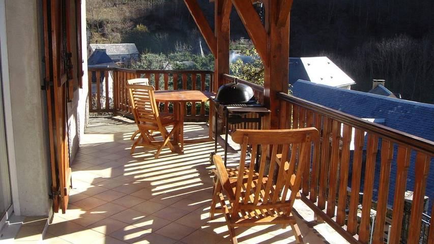 Gîte pour 2 personnes, avec jardin et terrasse, animaux acceptés