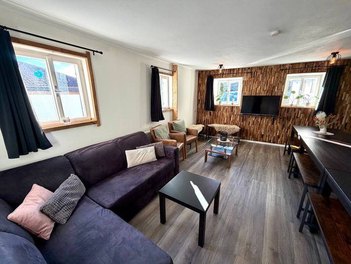 'Feichtenhäusl 2' with Mountain View, Private Terrace and Wi-Fi in Westendorf (Tirol), Kaiser mountains