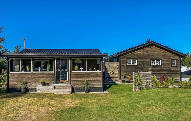 Ferienhaus für 12 Personen, mit Terrasse und Garten in Mellbystrand - 2