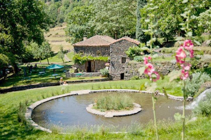 Chambre d’hôte pour 2 personnes, avec Terrasse et Jardin à Siaugues-Sainte-Marie