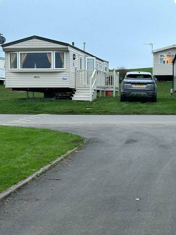 Wohnwagen für 8 Personen, mit Garten in England