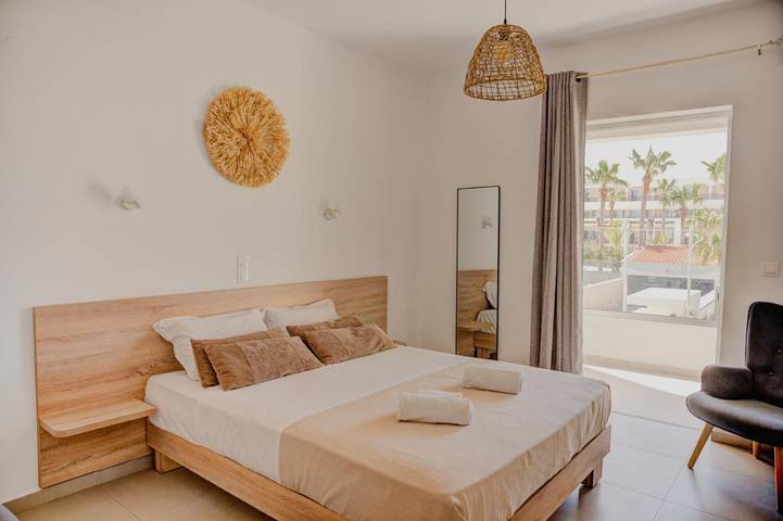 Appart’hôtel pour 3 personnes, avec Balcon ainsi que Terrasse et Vue