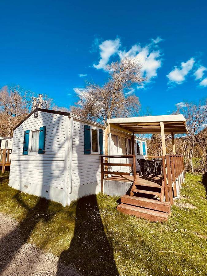 Camping pour 6 personnes, avec Terrasse et Piscine