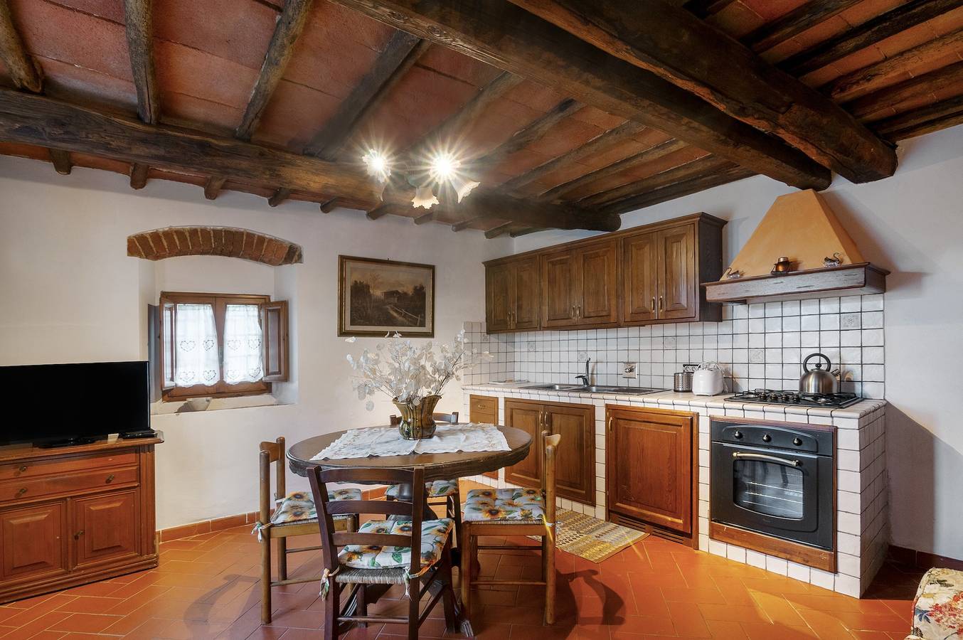 Ganze Wohnung, La Mangiatoia – Romantisches Refugium im Chianti mit Pool in Greti, Chianti