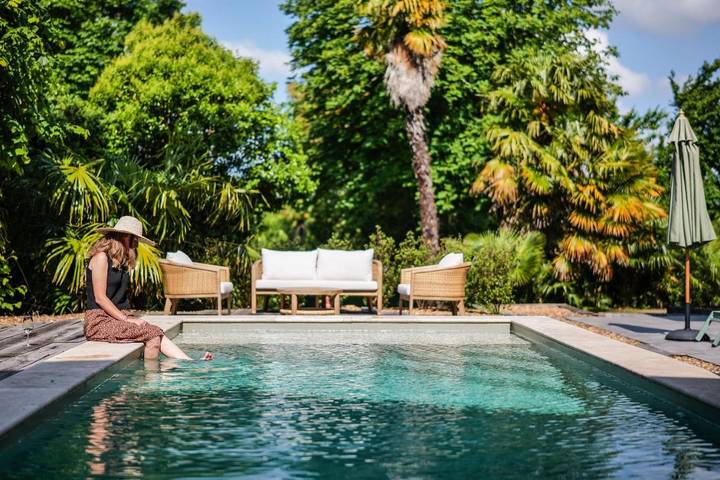 Location de vacances pour 2 personnes, avec Terrasse ainsi que Jardin et Piscine à Saint-Germain-du-Puch