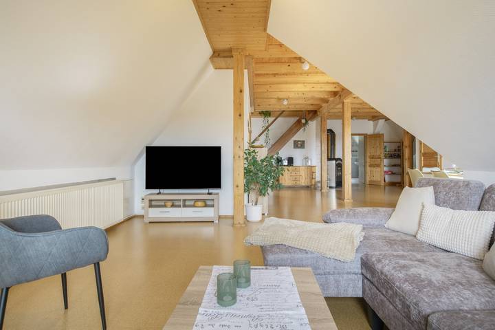 Maisonette Apartment "Villa Mary" in Lychen – 2 Bedrooms, Family-Friendly, Parking