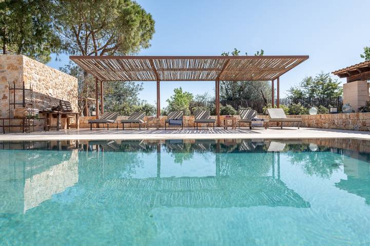 Villa „Es Lledoner 2“ mit Bergblick, Gemeinschaftspool und WLAN in Felanitx, Mallorca Süden