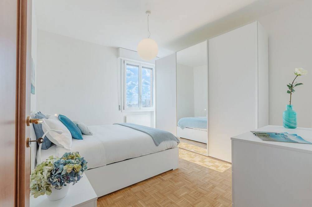 Entire apartment, Bright Flat with Terrace in Ferrara, Ferrara Province