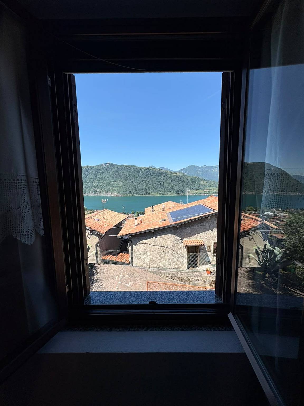 La Casa della Nonna in Sale Marasino, Catena Bresciana Occidentale