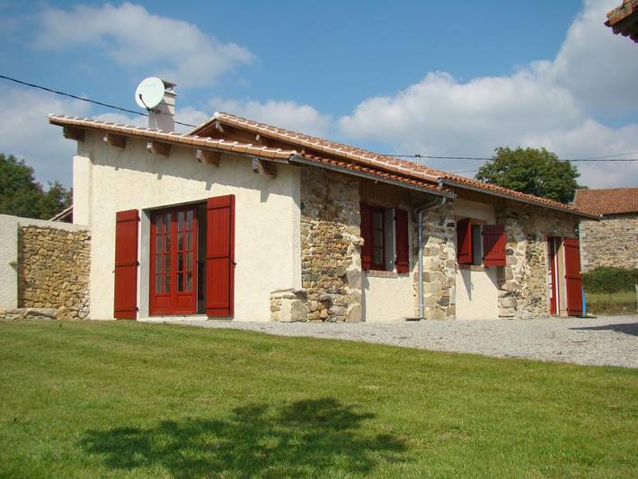 Gîte pour 4 personnes, avec Jardin et Piscine