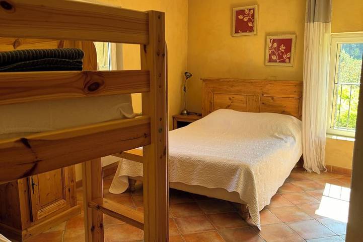 Gîte pour 8 personnes, avec piscine et jardin, animaux acceptés à Villedieu - 2