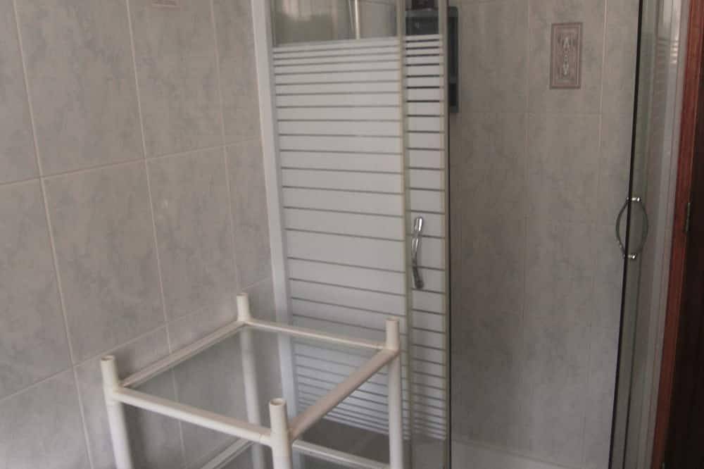 Algarvevilla für den besonderen Urlaub, mit eigenem Pool, Balkon. in Arrifana, Aljezur