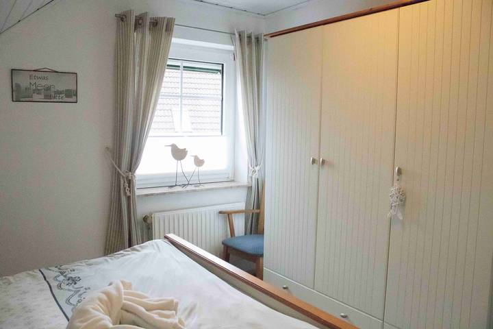 Ferienwohnung für 2 Personen, mit Terrasse in Werdum - 2
