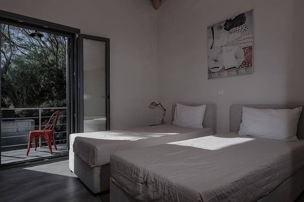 Costa Emmelia Luxury Villa with panoramic sea view and infinity pool! in Nikiana, Alexandros