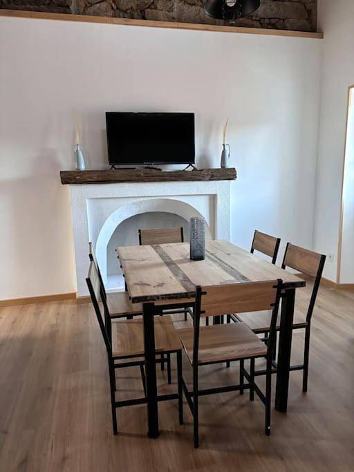 Appartement entier, Chez lulu Appartement cosy. in Cozzano, Parc naturel régional de Corse