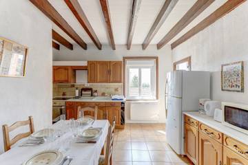 Maison De Vacances pour 4 Personnes dans Arconsat, Massif central, Photo 2