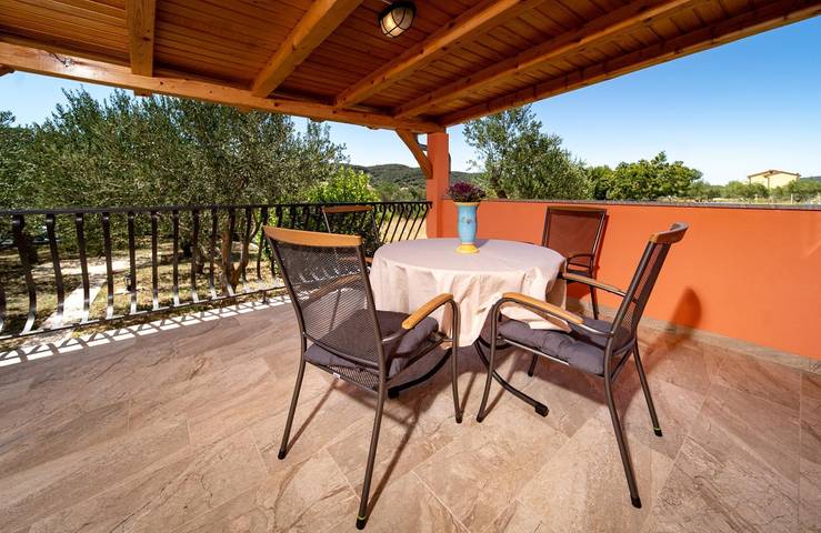 Ferienhaus für 4 Personen, mit Balkon/Terrasse, mit Haustier in Supetarska Draga