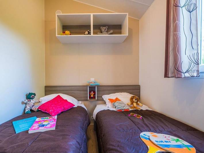 Camping pour 6 personnes, avec bassin pour enfant ainsi que piscine et sauna dans le Lot-et-Garonne - 4