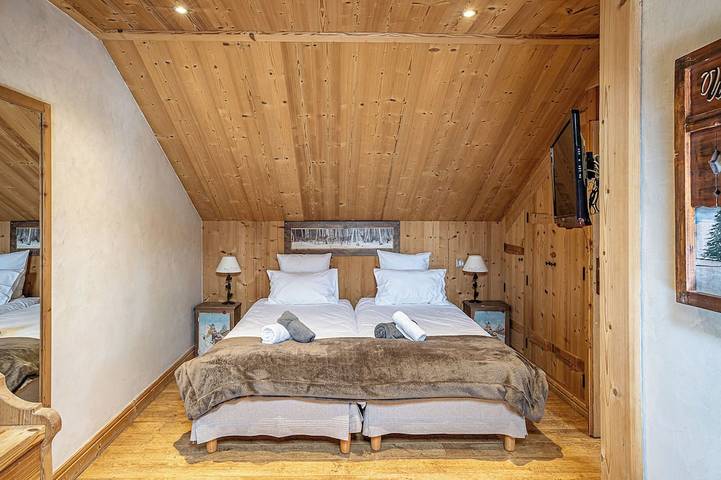 Chalet pour 10 personnes, avec balcon ainsi que jacuzzi et sauna, animaux acceptés dans Méribel - 4
