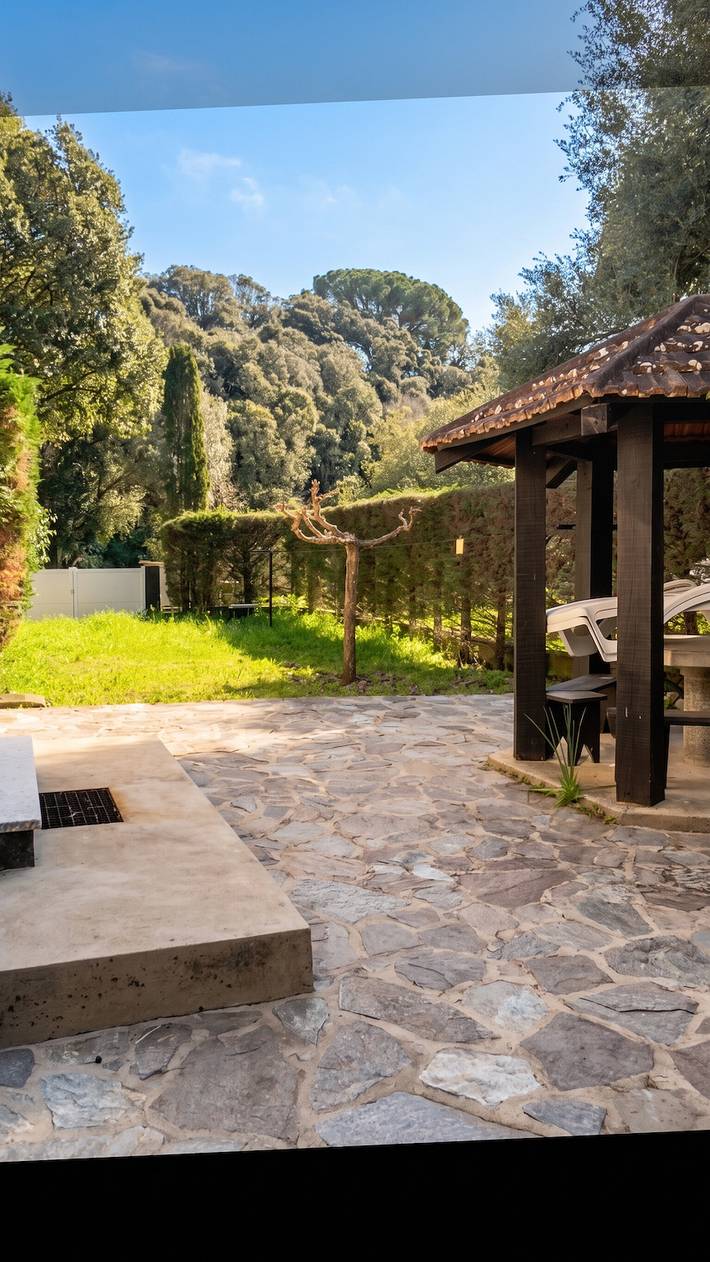 Gîte pour 7 personnes, avec Terrasse et Jardin à Coggia