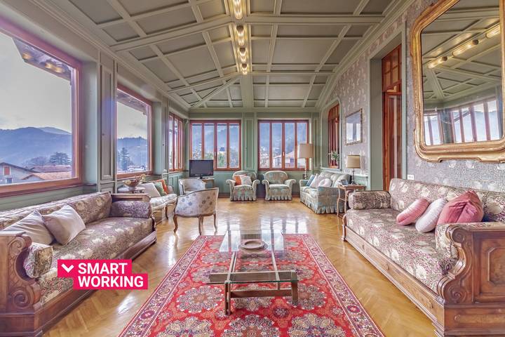 Villa for 10 people, with terrace and garden as well as lake view, with pets in Comune di Bellagio