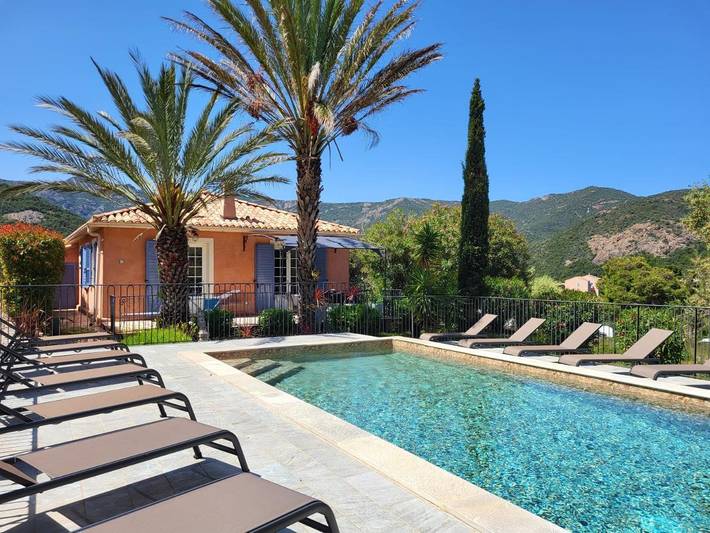 Apartamento de vacaciones para 4 personas, con piscina y jardín - 1