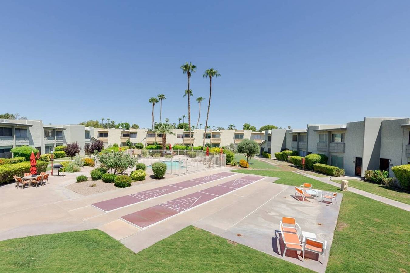 Entire apartment, Walk 2 Old Town - Pool View Fashion Square in Camelback Mountain, Scottsdale