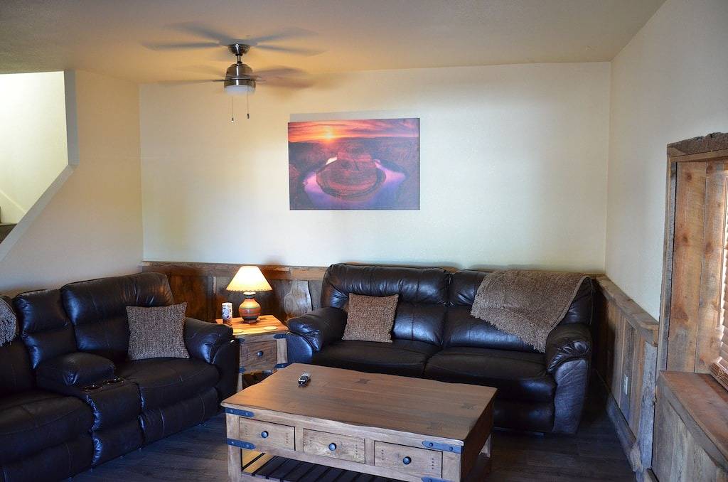 Grand Canyon Brauerei und Brennerei Cabin-Historic Tack House in Williams (Arizona), Coconino Nationalwald