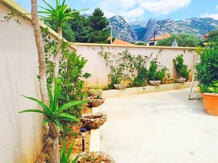 Ferienwohnung für 3 Personen, mit Balkon in Starigrad - 2