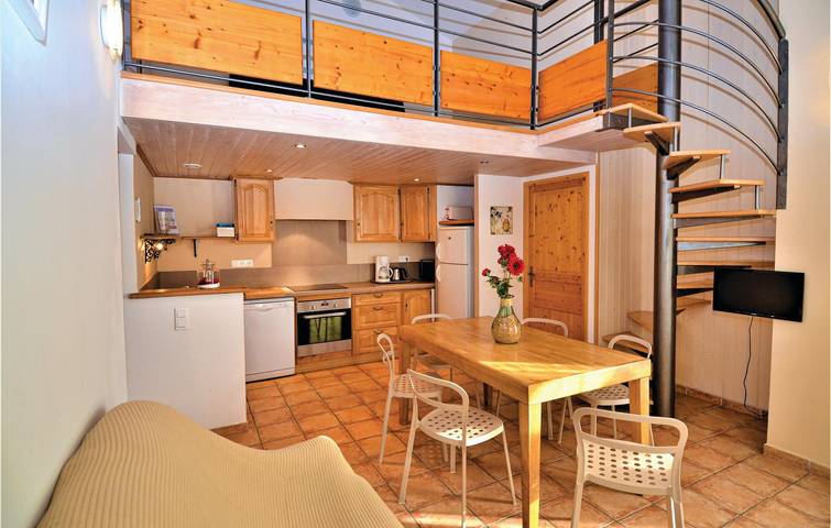 Ferienhaus für 6 Personen, mit Garten und Terrasse in Arles - 3