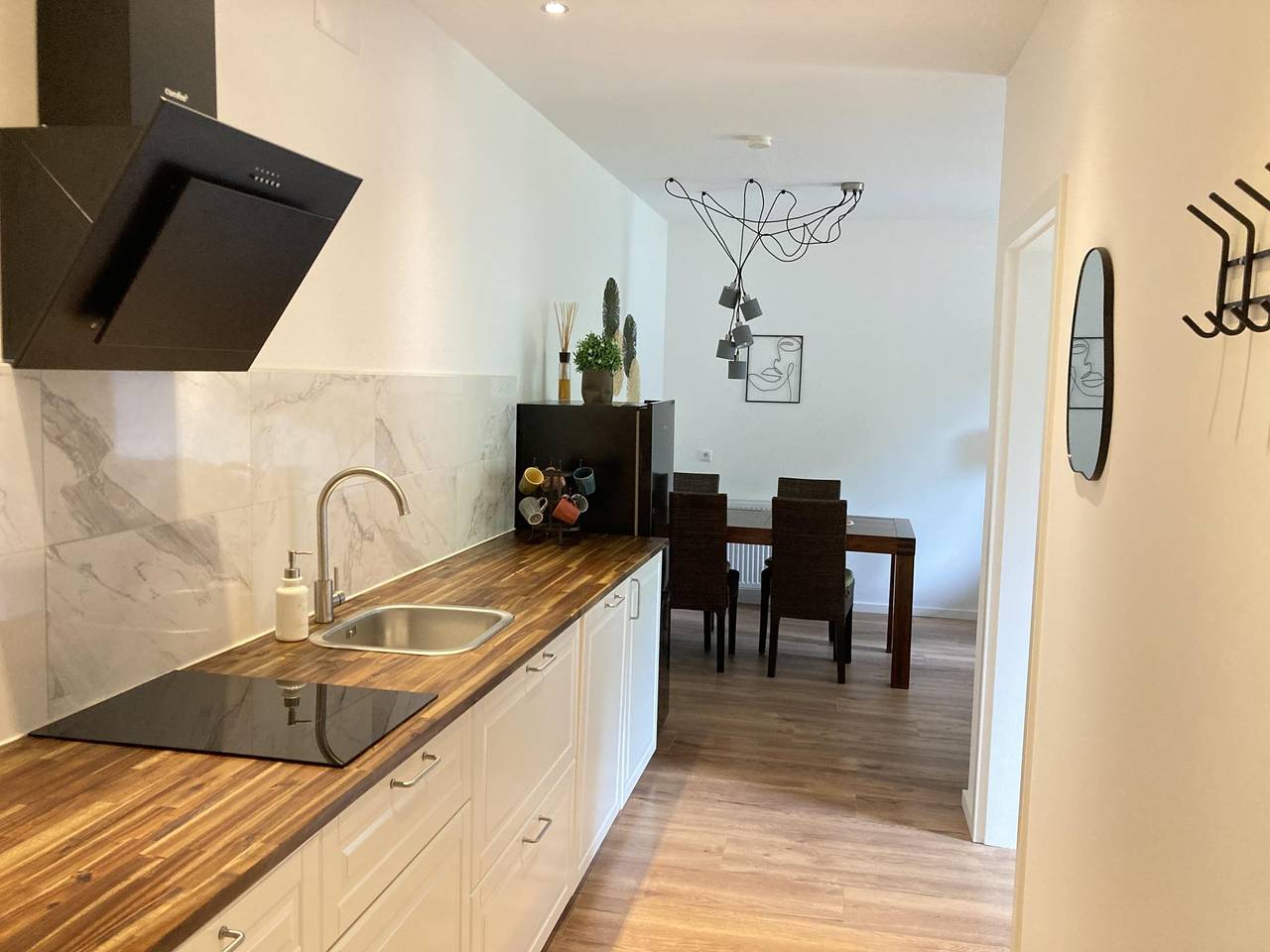 Ganze Wohnung, Ferienwohnung mit Privatstrand an einem Alpensee in Feld am See, Villach-Land