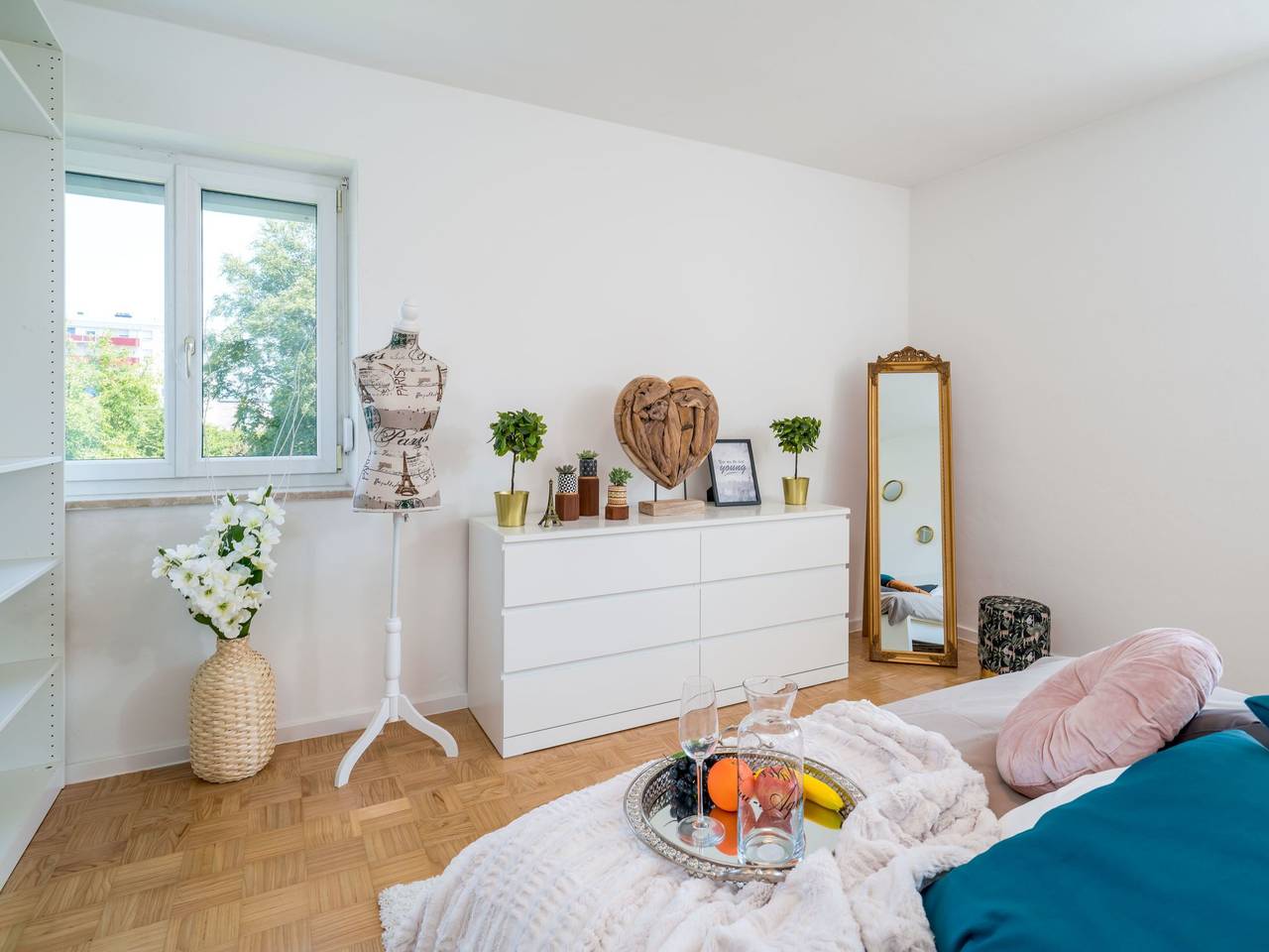 Ganze Wohnung, Eg mitte helle 70m 2 Zimmer Wohnung nähe Salzburg in Freilassing, Rupertiwinkel