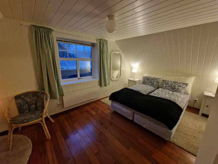 Ferienhaus für 7 Personen, mit Garten und Sauna sowie Seeblick und Ausblick, mit Haustier auf den Lofoten - 3