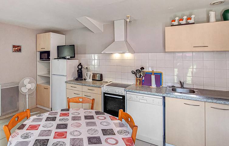 Acogedor apartamento con WiFi, aparcamiento y lavavajillas in Durfort-Lacapelette, Quercy