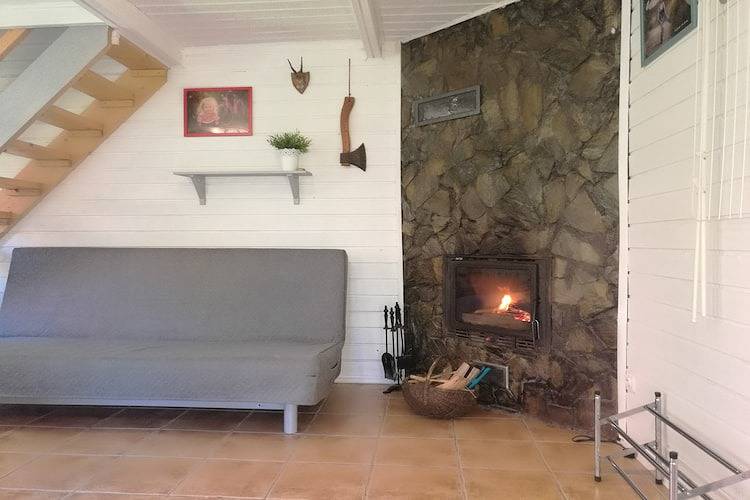 Ferienhaus mit Kamin und großer Terrasse in Kopalino, powiat wejherowski