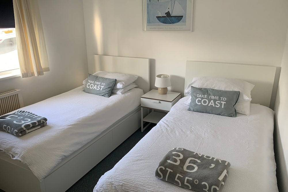 Landhaus am Meer mit Benutzung von Hallenbad, Außenswimmingpool und Tennisplatz in Mullion, Cornwall