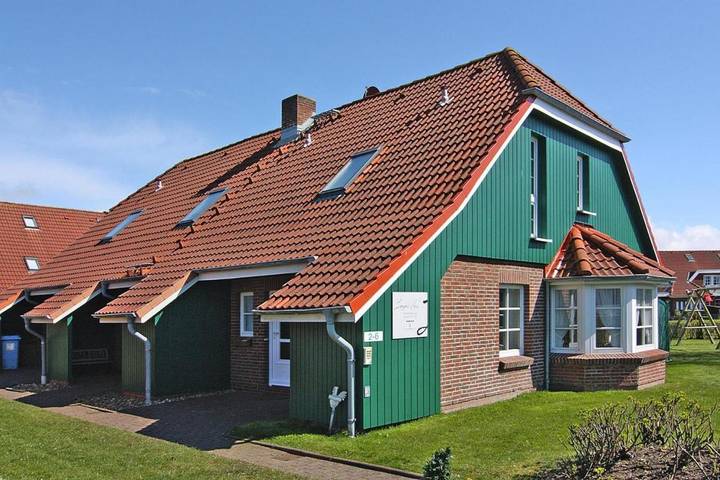 Ferienwohnung mit Meerblick für 4 Personen, mit Terrasse und Garten