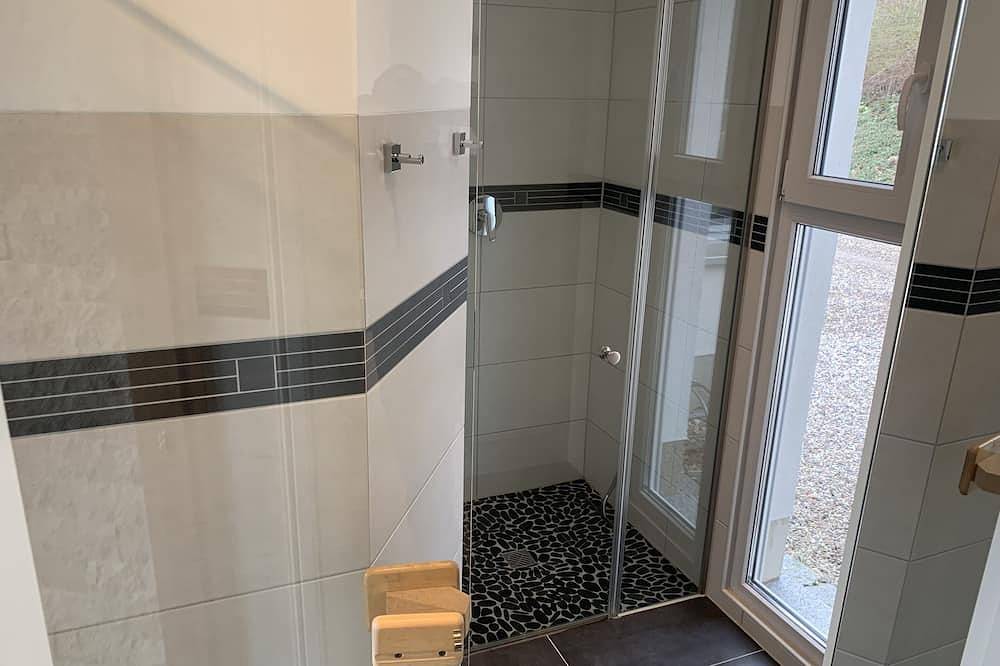 Fischerhus mit Boot,Sauna und Kamin direkt am Schweriner See in Bad Kleinen, Nordwestmecklenburg (Wismar und Umgebung)