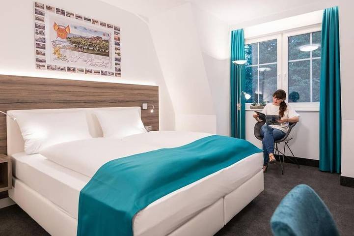 Ferienhaus für 2 Personen, mit Garten und Pool sowie Balkon und Sauna in Lahntal-Westerwald - 2