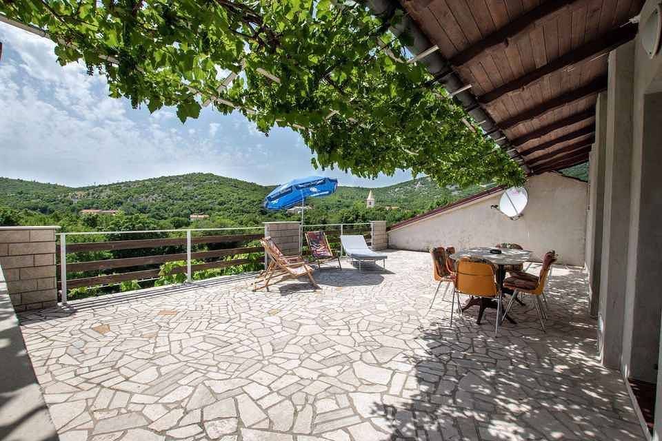 Ganze Ferienwohnung, Ferienwohnung mit Terrasse und Klimaanlage  in Primorje-Gorski Kotar