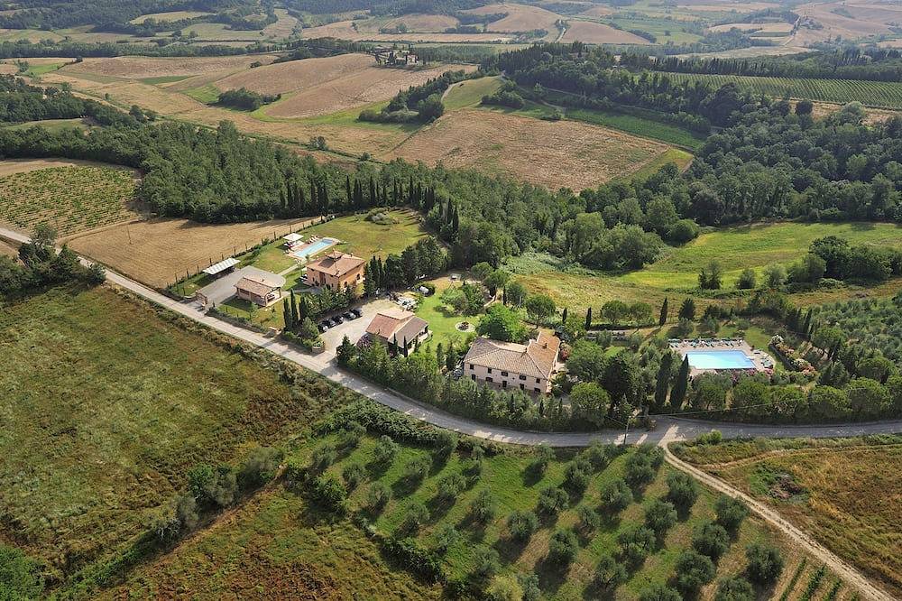 Geheel appartement, Bieden! Vakantieappartement (Viola 2 + 2) Gebied Volterra, San Gimignano, Pisa in Peccioli, Provincie Pisa