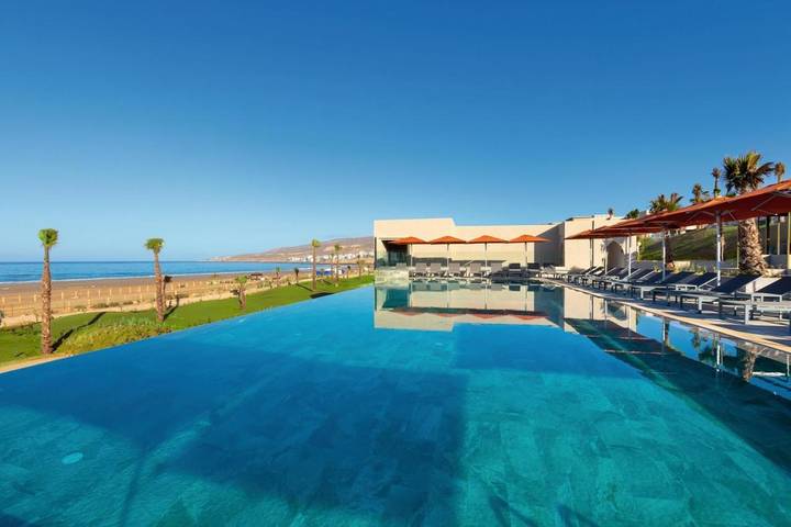 Hôtel pour 2 personnes, avec jardin ainsi que piscine et bassin pour enfant à Taghazout (village) - 4