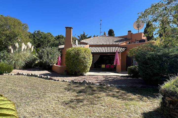 Villa pour 8 personnes, avec jardin, animaux acceptés