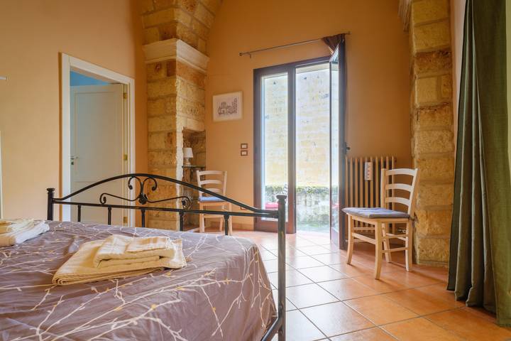 Holiday Home 'I Colori di Civico 19' with Terraces & Wi-Fi in Galatina, Lecce Province
