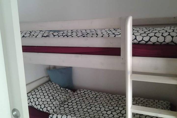 Entire apartment, T3 new air-conditioned, Calvi 150m from the beach, cleaning, sheets & parking included in Calvi, Calvi region