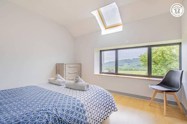 Location de vacances pour 6 personnes, avec jardin à Dompierre-les-Ormes - 2