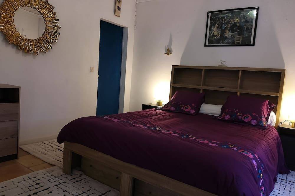 Peaceful and quiet house with forest and meadow from May to the end of September in Sauviac, Región de Langon