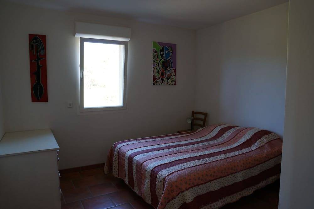 Maison de vacance ,sud Ardèche,pour 8/10 personnes,animaux  acceptés  . in Les Salelles, Parc naturel régional des Monts d'Ardèche