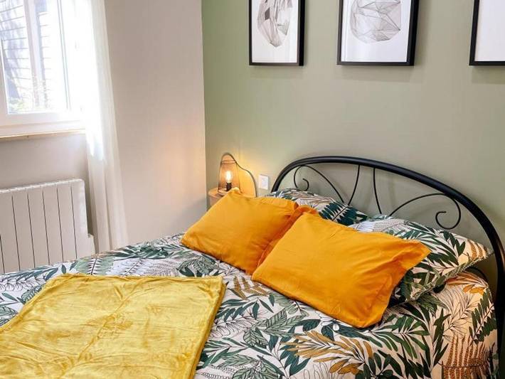 Location de vacances pour 2 personnes, avec jardin et terrasse à Villeny - 2